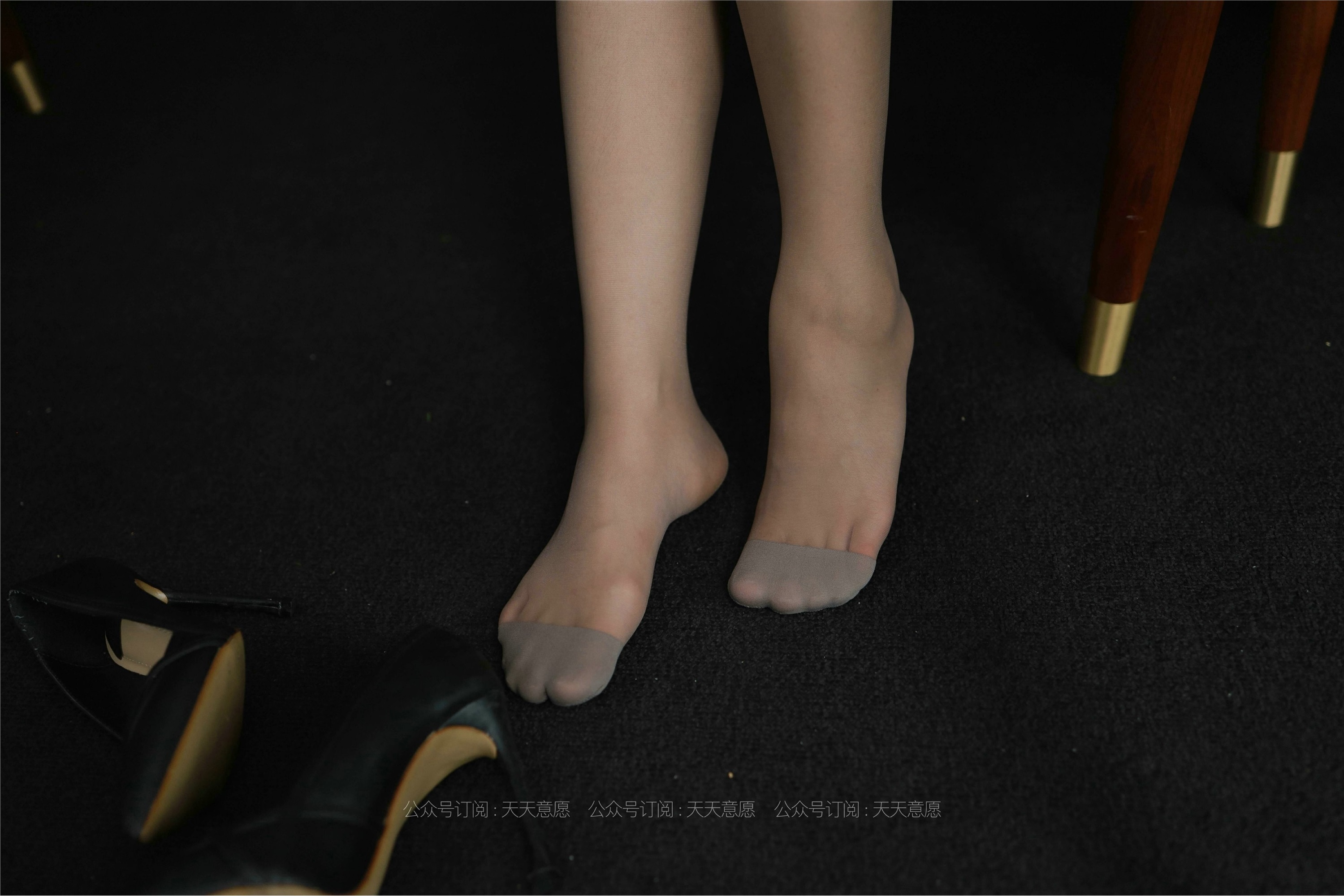 IESS异思趣向  2021.08.08 丝享家883：小婕《美女开例会》